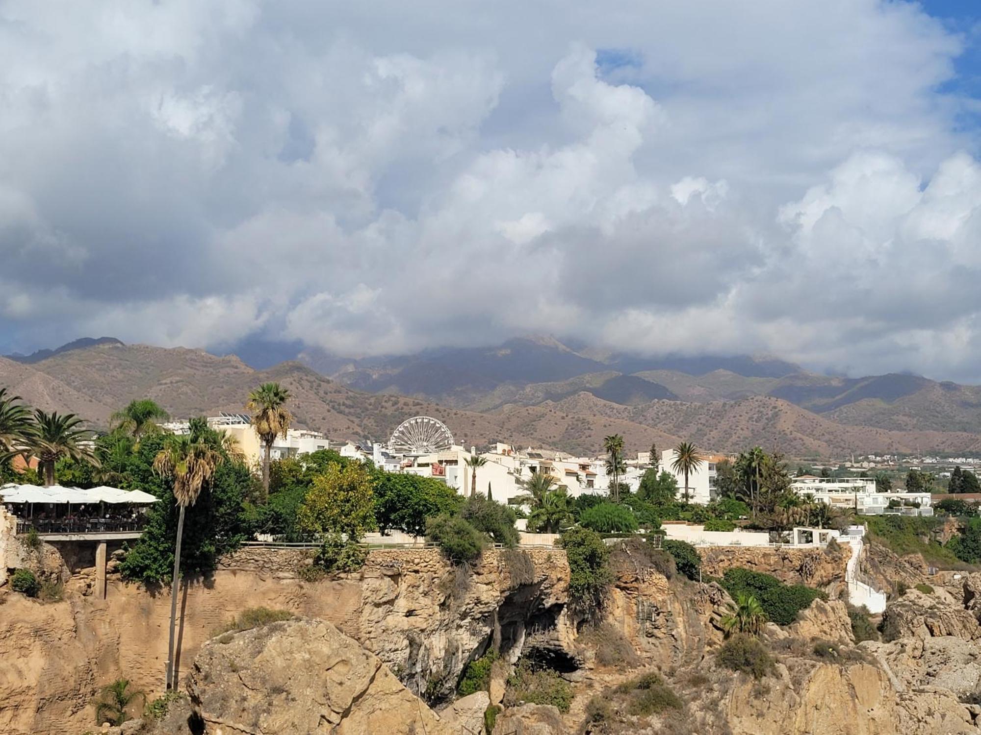 Apartamentos Nerja 2 Екстер'єр фото