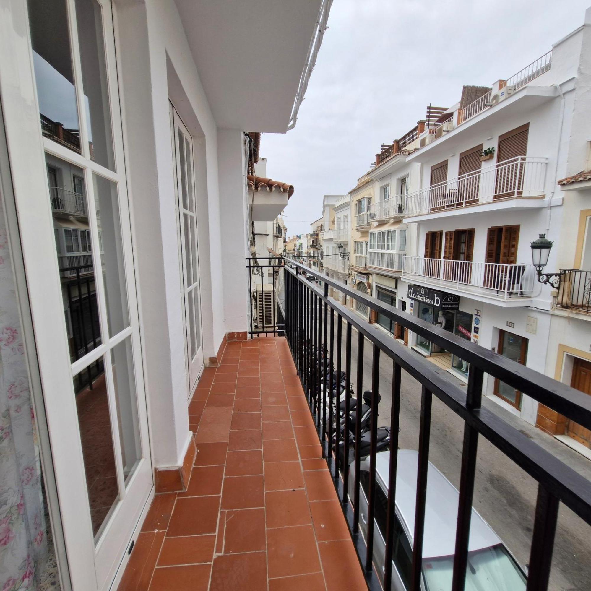 Apartamentos Nerja 2 Екстер'єр фото